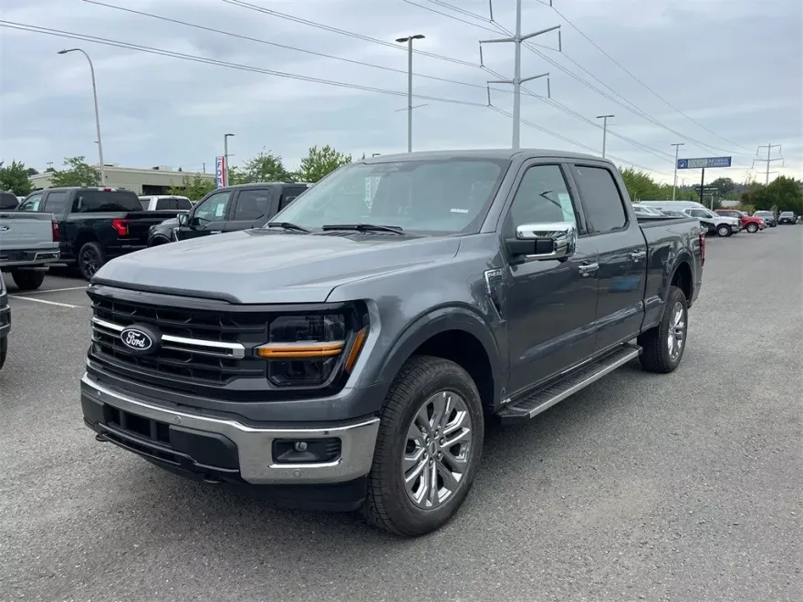 2025 Ford F-150 XLT photo 1