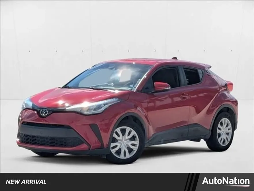 2020 Toyota C-HR LE photo 1