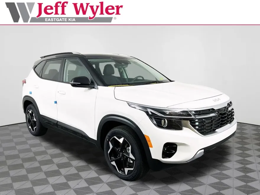 2025 Kia Seltos S photo 1
