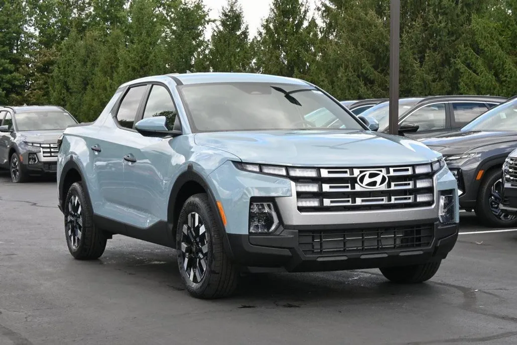 2026 Hyundai Santa Cruz SE photo 1