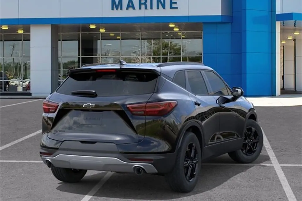 2025 Chevrolet Blazer 2LT photo 1