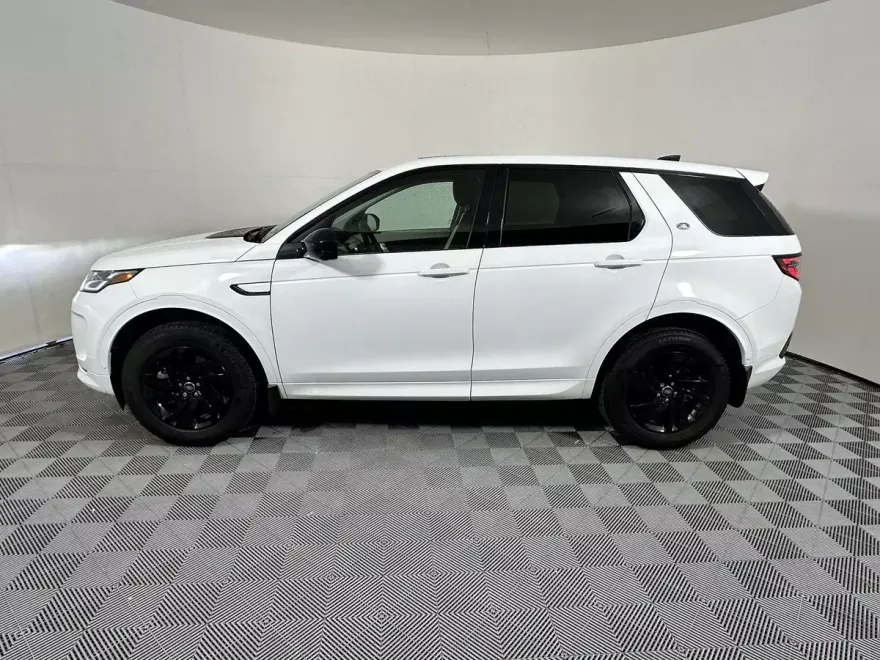 2025 Land Rover Discovery Sport S photo 1