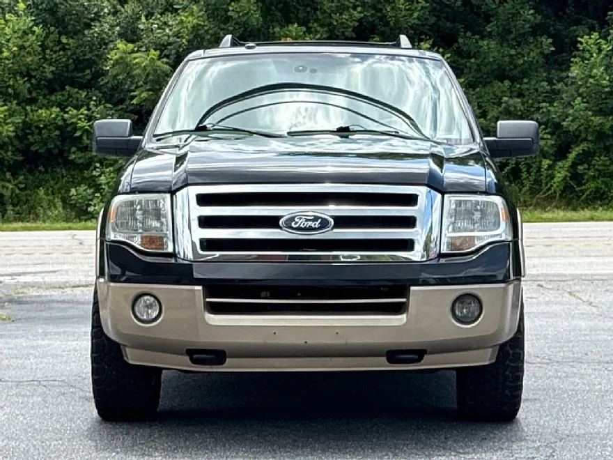 2014 Ford Expedition XLT photo 1