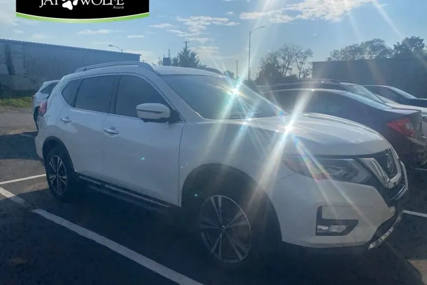 2018 Nissan Rogue SL photo 1