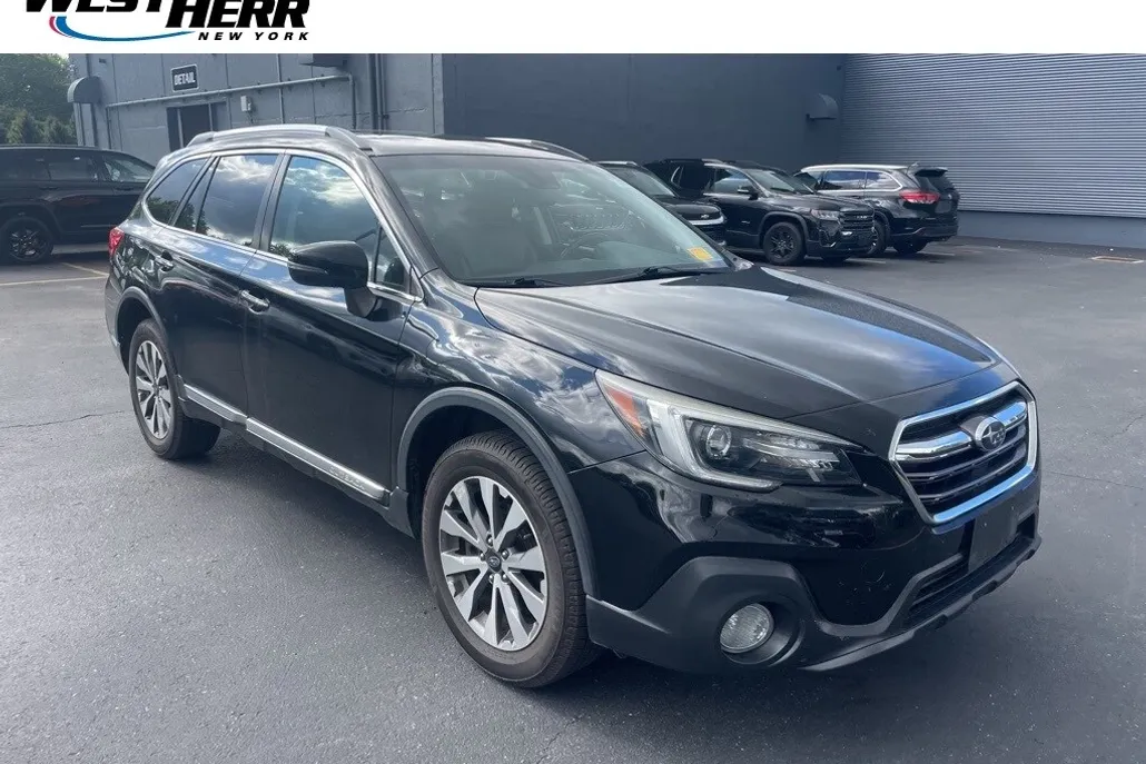 2019 Subaru Outback 2.5i photo 1