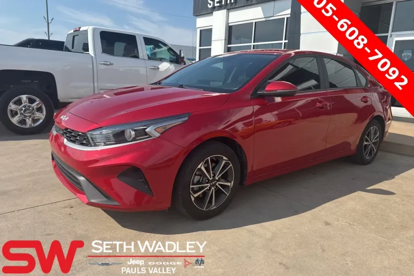 2022 Kia Forte LXS photo 1