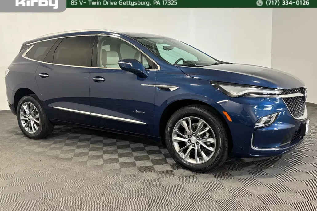 2022 Buick Enclave Avenir photo 1