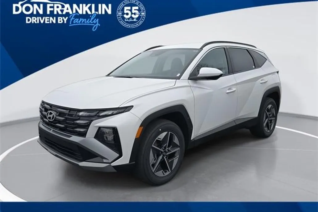 2025 Hyundai Tucson SEL photo 1