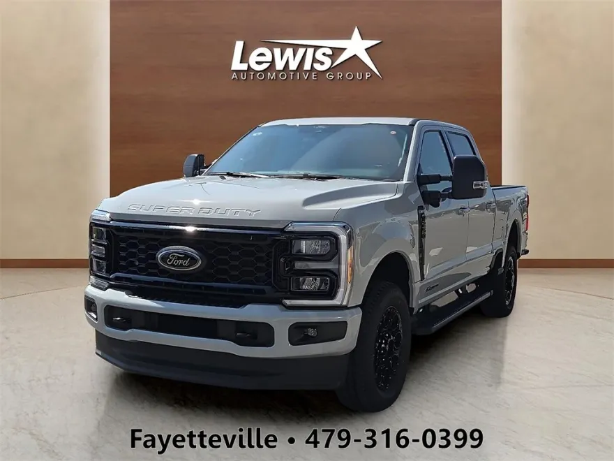 2025 Ford F-250 photo 1