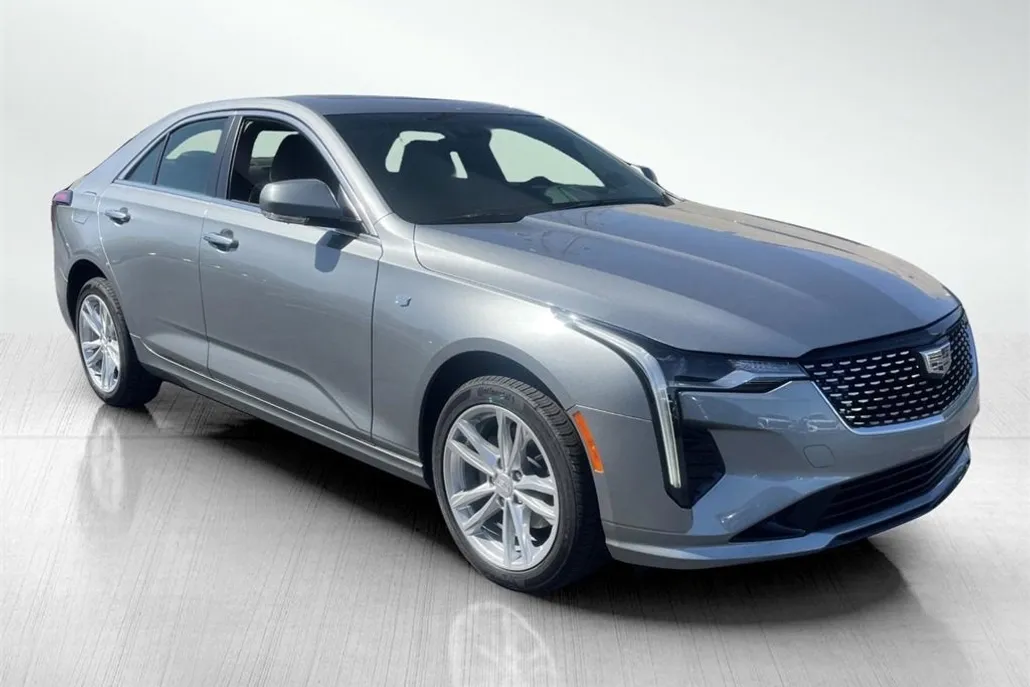 2025 Cadillac CT4 Luxury photo 1