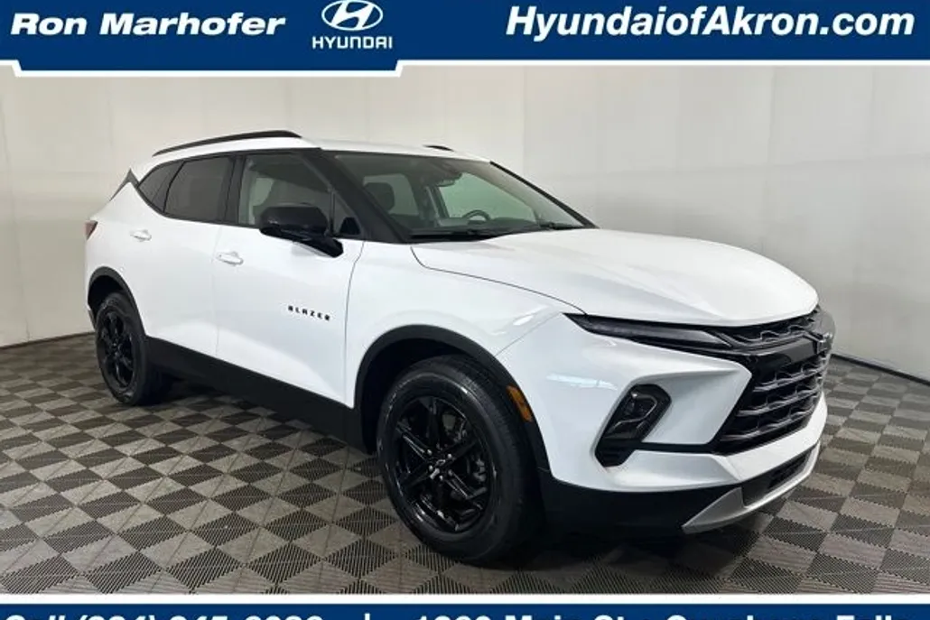 2023 Chevrolet Blazer 2LT photo 1
