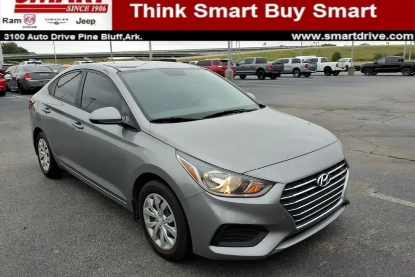 2022 Hyundai Accent SE photo 1