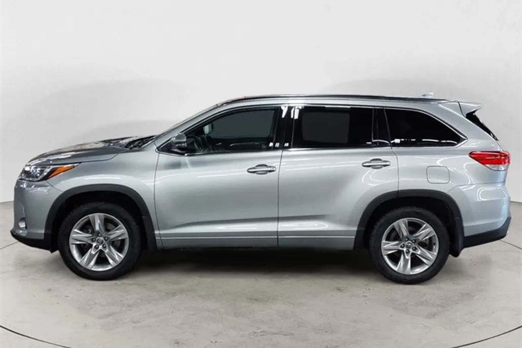 2018 Toyota Highlander Limited photo 1