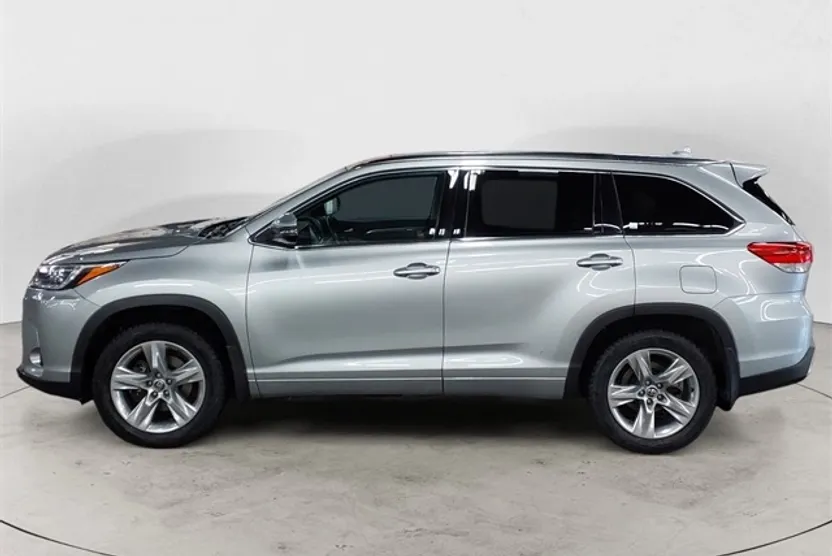 2018 Toyota Highlander Limited photo 1