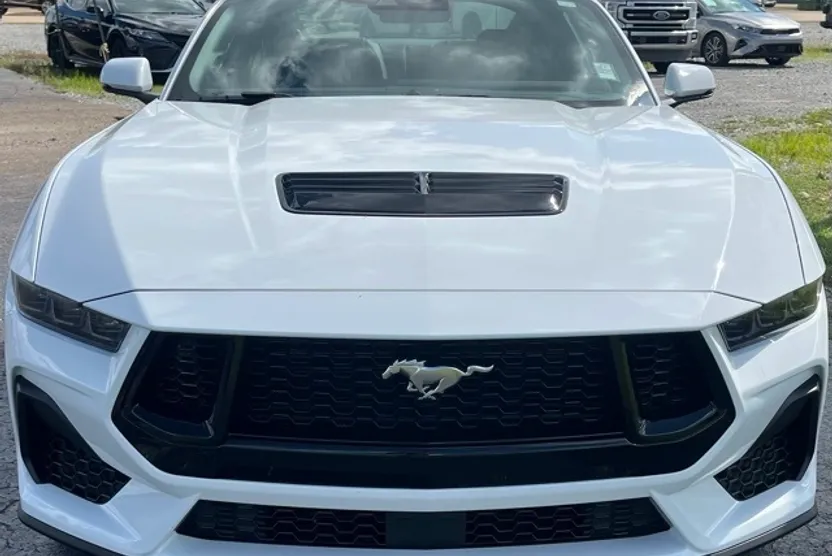 2025 Ford Mustang GT Premium photo 1