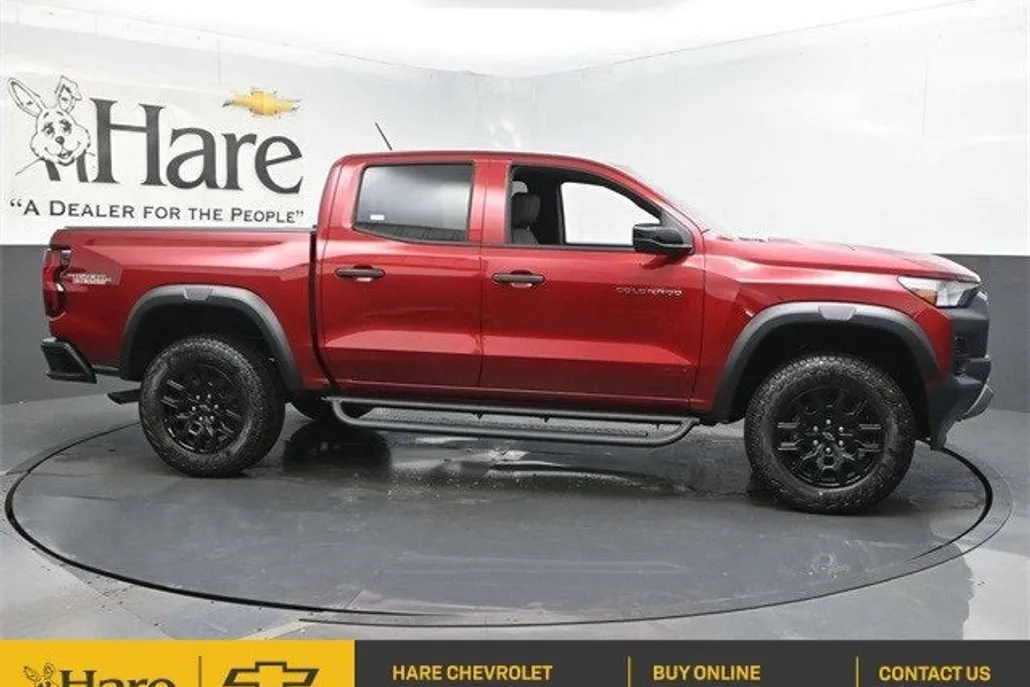 2026 Chevrolet Colorado Trail Boss photo 1