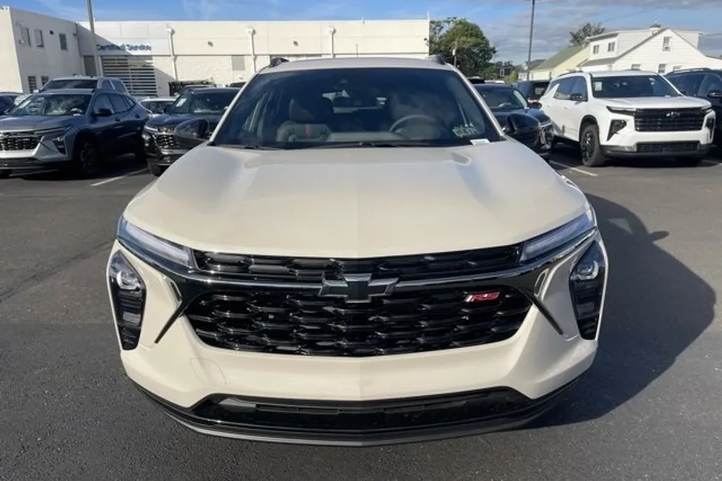 2026 Chevrolet Trax photo 1