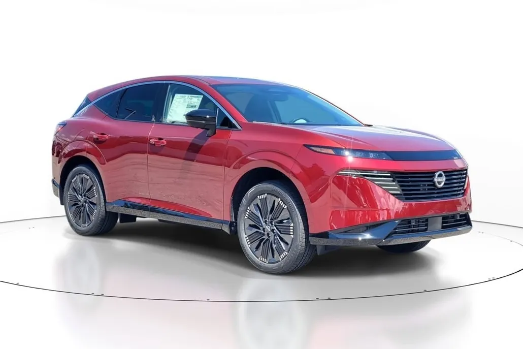 2025 Nissan Murano Platinum photo 1