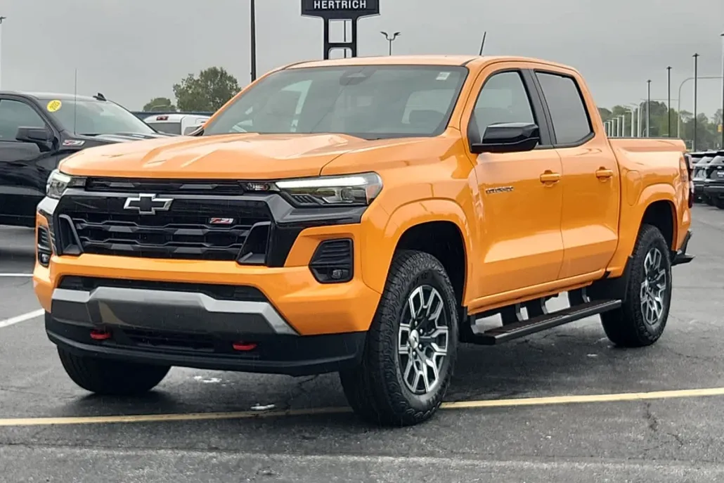 2026 Chevrolet Colorado Z71 photo 1