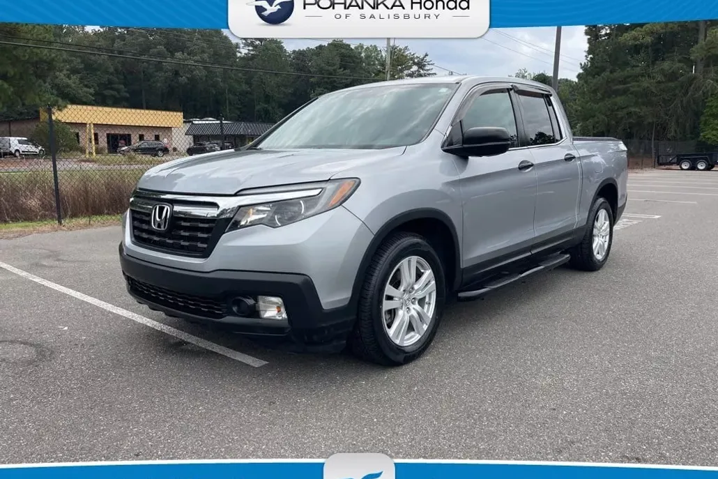 2018 Honda Ridgeline RT photo 1