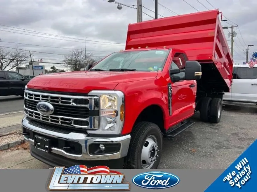 2024 Ford F-350 XL photo 1