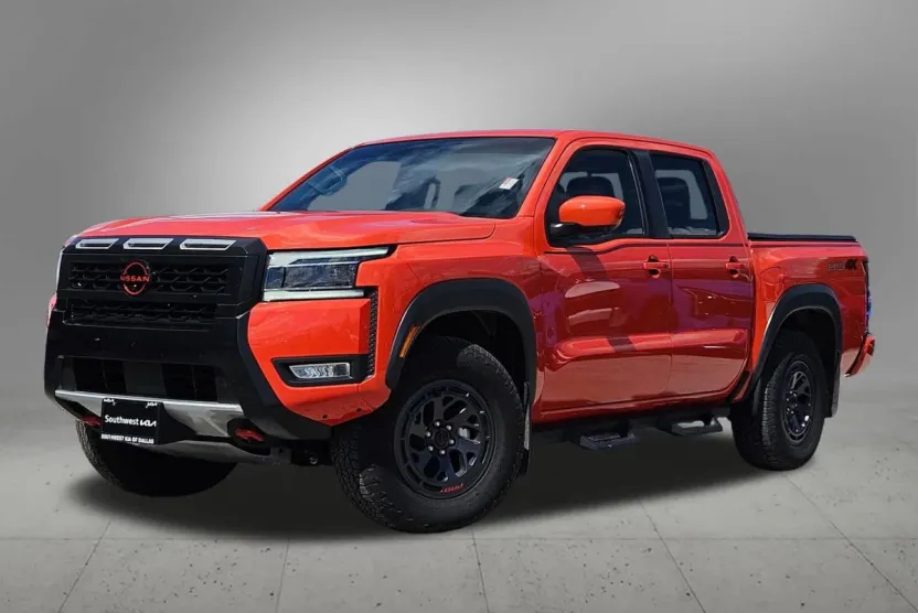 2025 Nissan Frontier PRO-4X photo 1