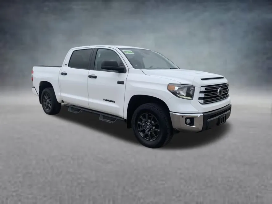 2021 Toyota Tundra SR5 CrewMax photo 1