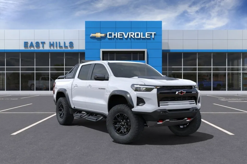 2025 Chevrolet Colorado ZR2 photo 1