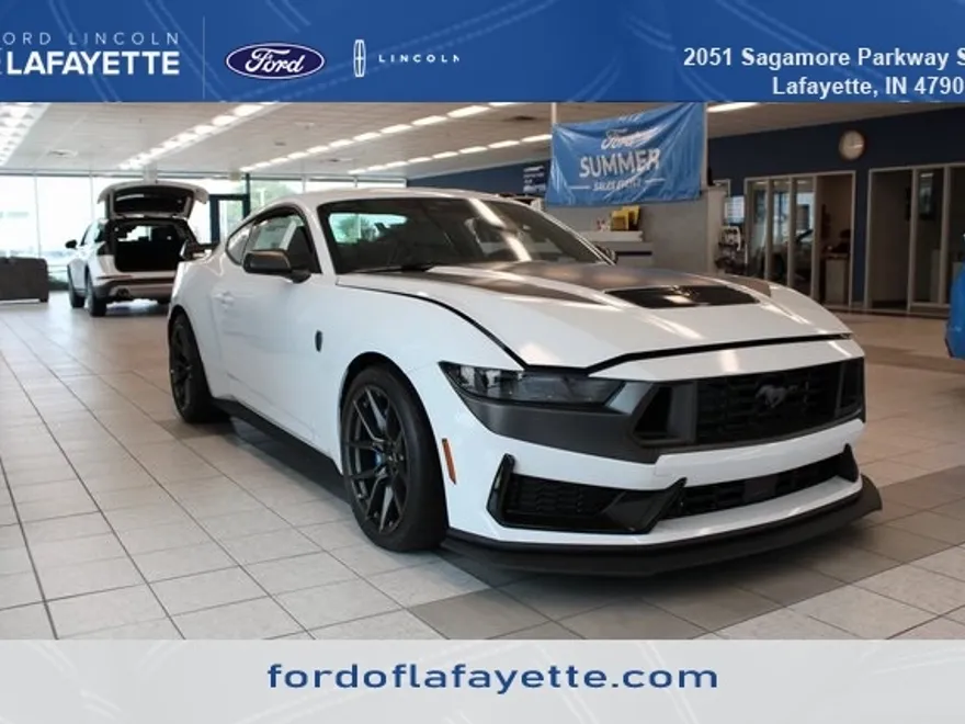 2024 Ford Mustang Dark Horse Premium photo 1