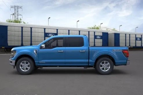 2025 Ford F-150 XLT photo 3