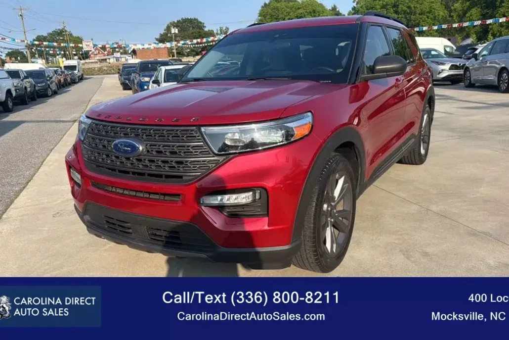2021 Ford Explorer XLT Sport photo 1