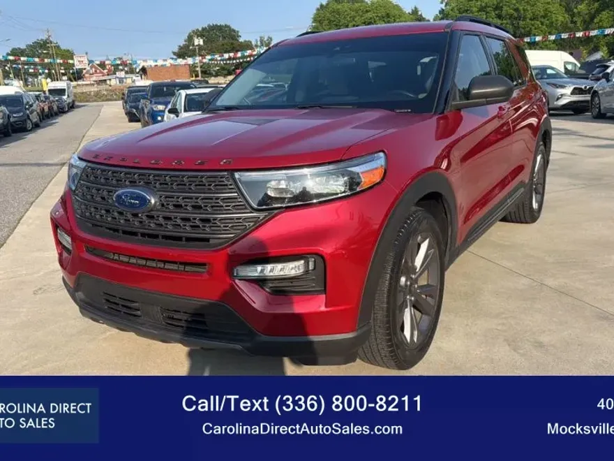 2021 Ford Explorer XLT Sport photo 1