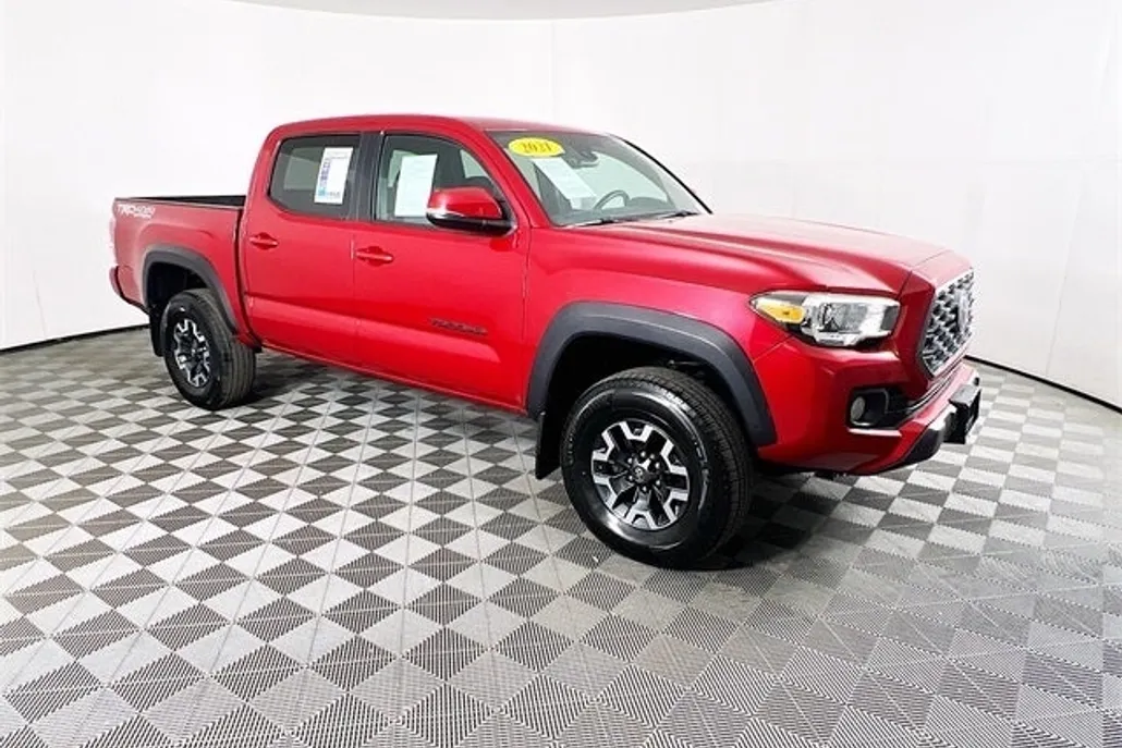 2021 Toyota Tacoma TRD Off-Road V6 photo 1