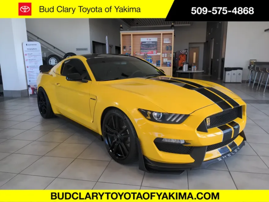 2016 Ford Mustang Shelby GT350 photo 1