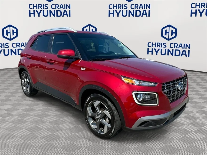 2024 Hyundai Venue Limited photo 1