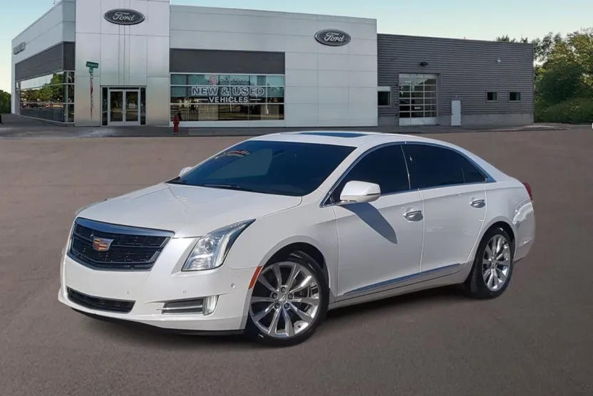 2016 Cadillac XTS Luxury photo 1