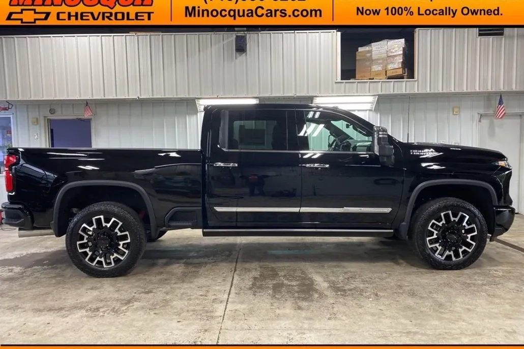 2025 Chevrolet Silverado 2500HD High Country photo 1