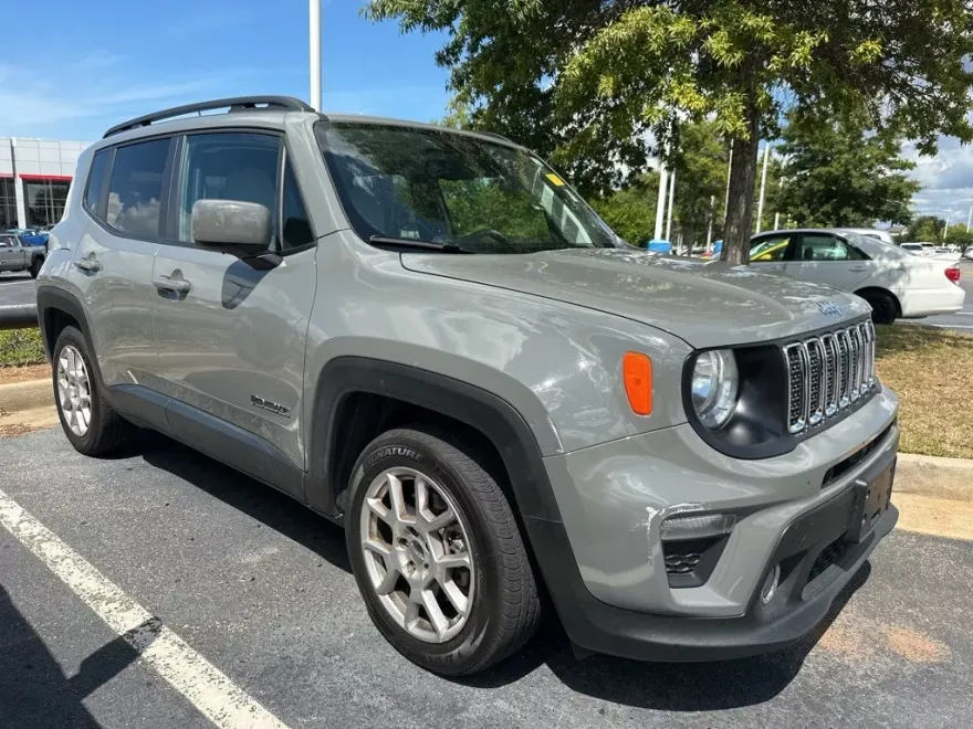 2020 Jeep Renegade Latitude photo 1