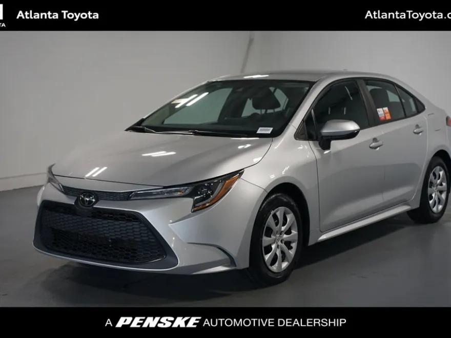 2022 Toyota Corolla LE photo 1