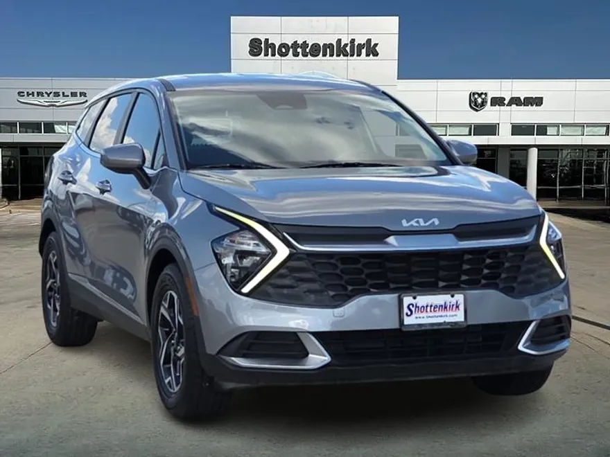 2023 Kia Sportage LX photo 1