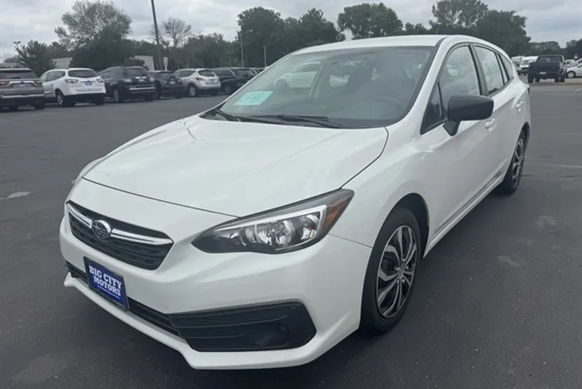 2022 Subaru Impreza Base photo 1