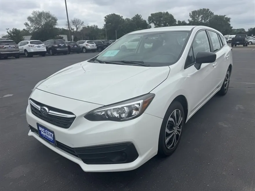 2022 Subaru Impreza Base photo 1