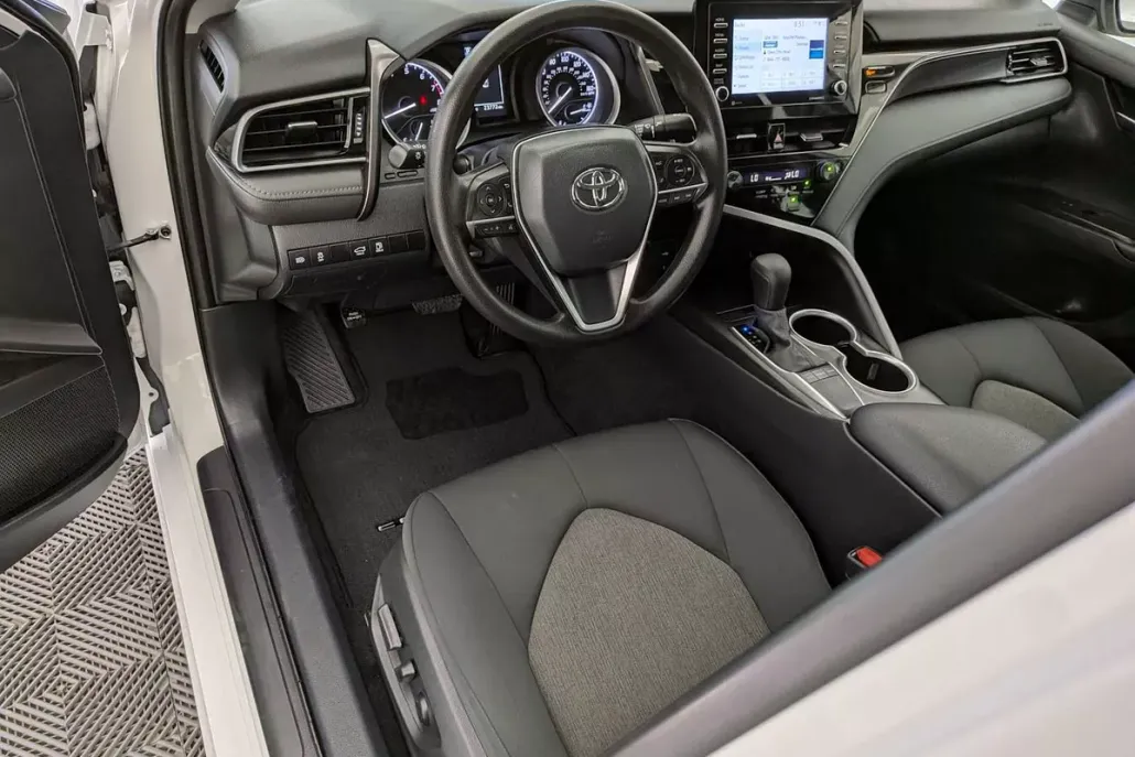 2024 Toyota Camry LE photo 1
