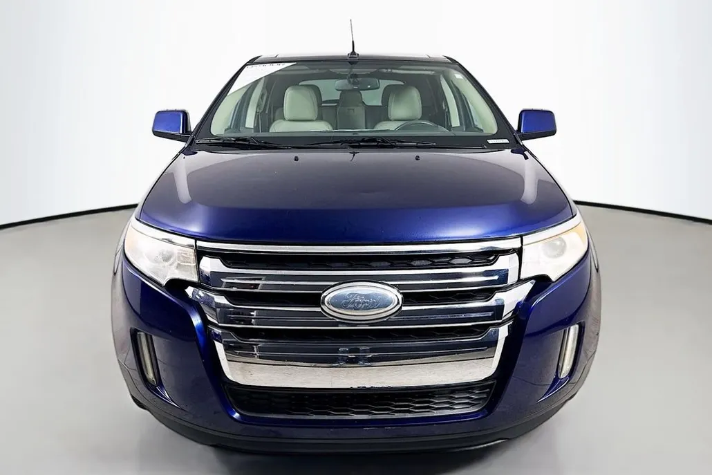 2011 Ford Edge SEL photo 1