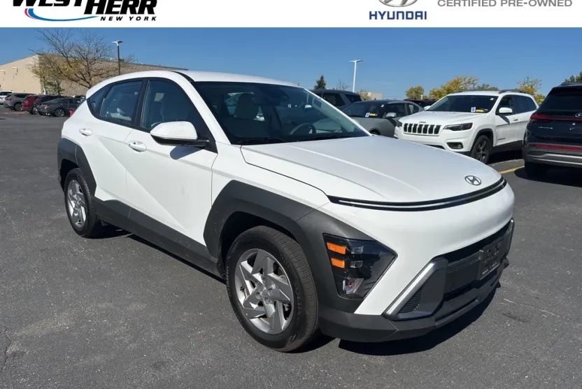 2025 Hyundai Kona SE photo 1