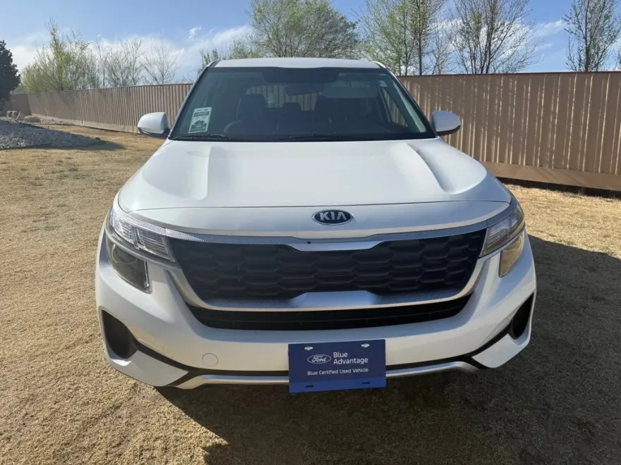 2021 Kia Seltos LX photo 1