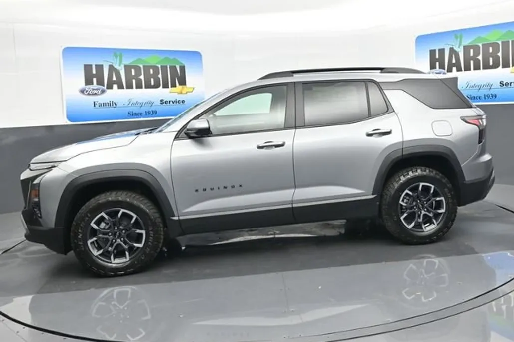 2026 Chevrolet Equinox ACTIV photo 1