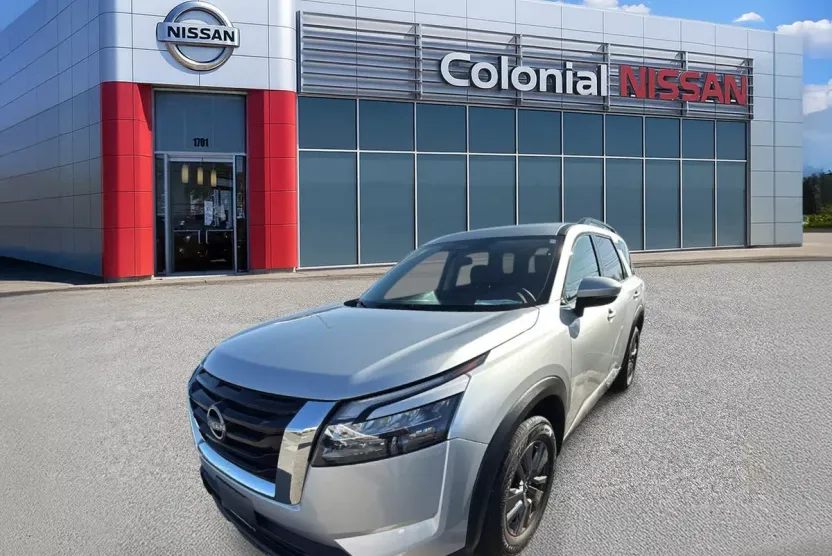 2024 Nissan Pathfinder SV photo 1