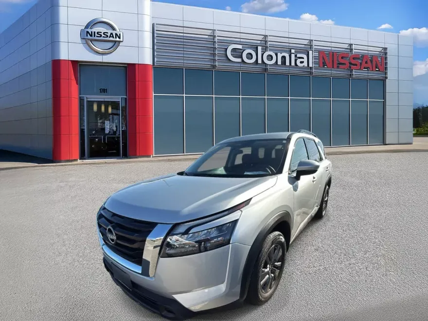 2024 Nissan Pathfinder SV photo 1