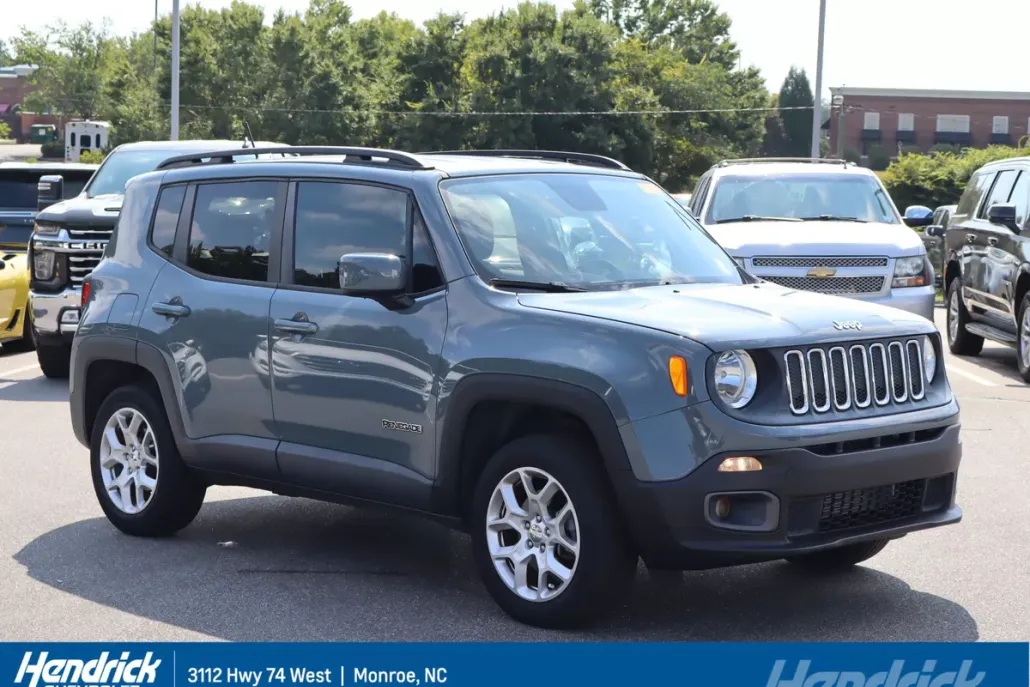 2017 Jeep Renegade Latitude North Edition photo 1